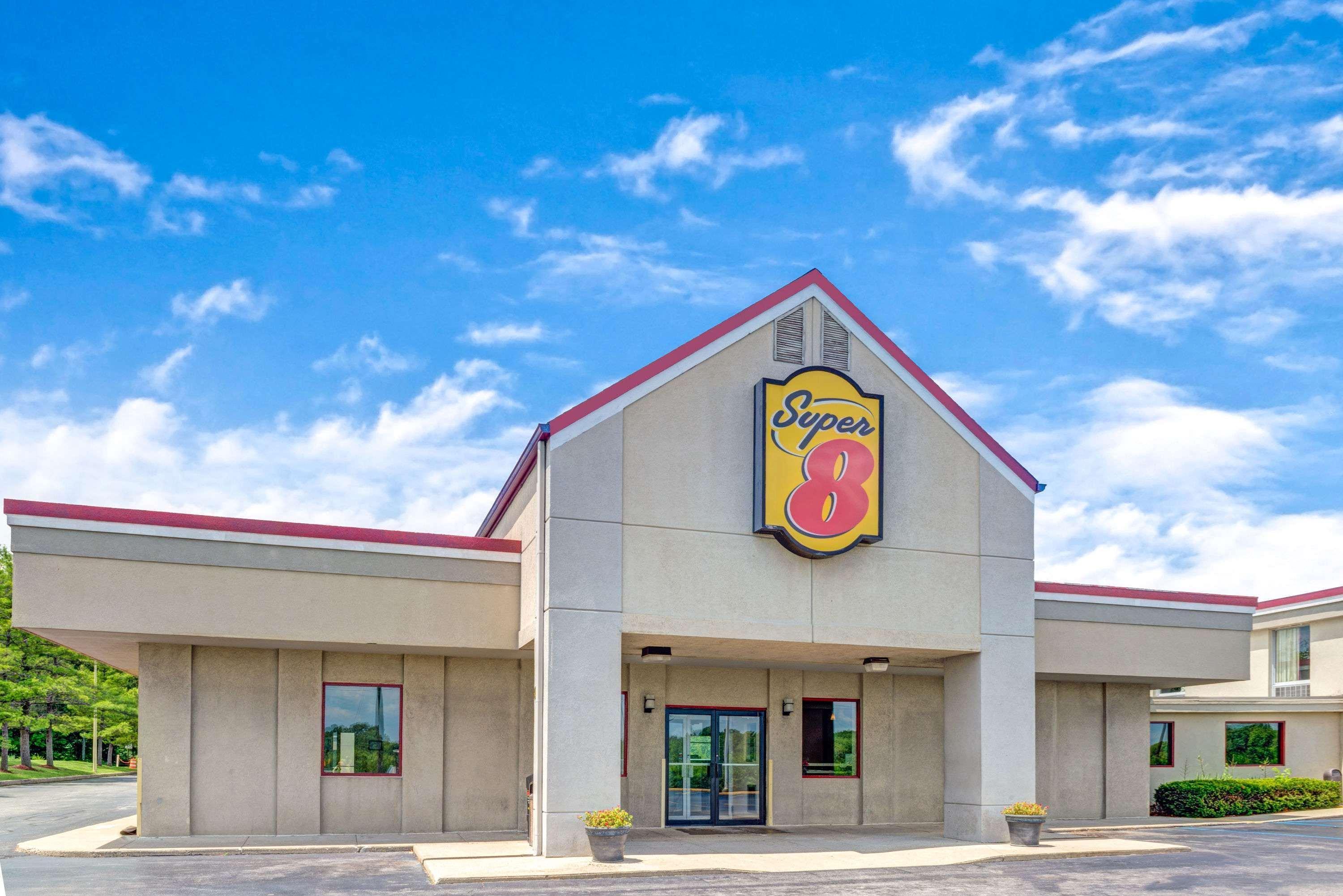 Super 8 By Wyndham Indianapolis South Motel Dış mekan fotoğraf